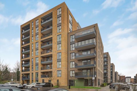 Bowen Drive, Charlton SE7