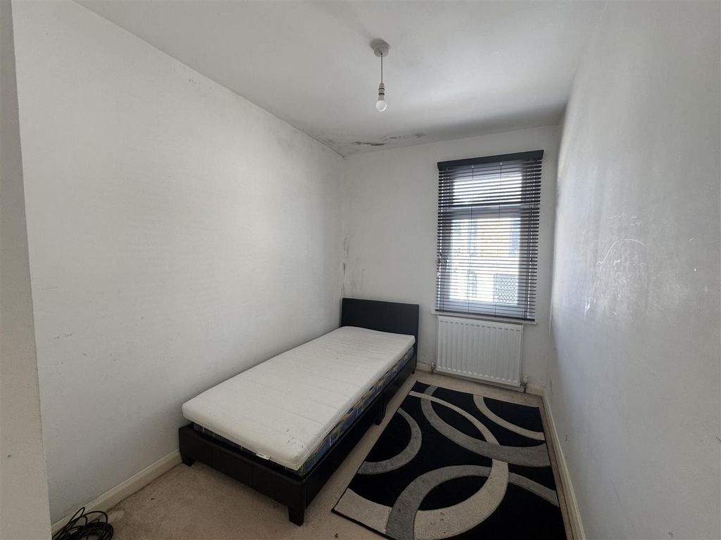 Additional image 6 of 1 bed flat for saleCommercial Street, Crook DL15