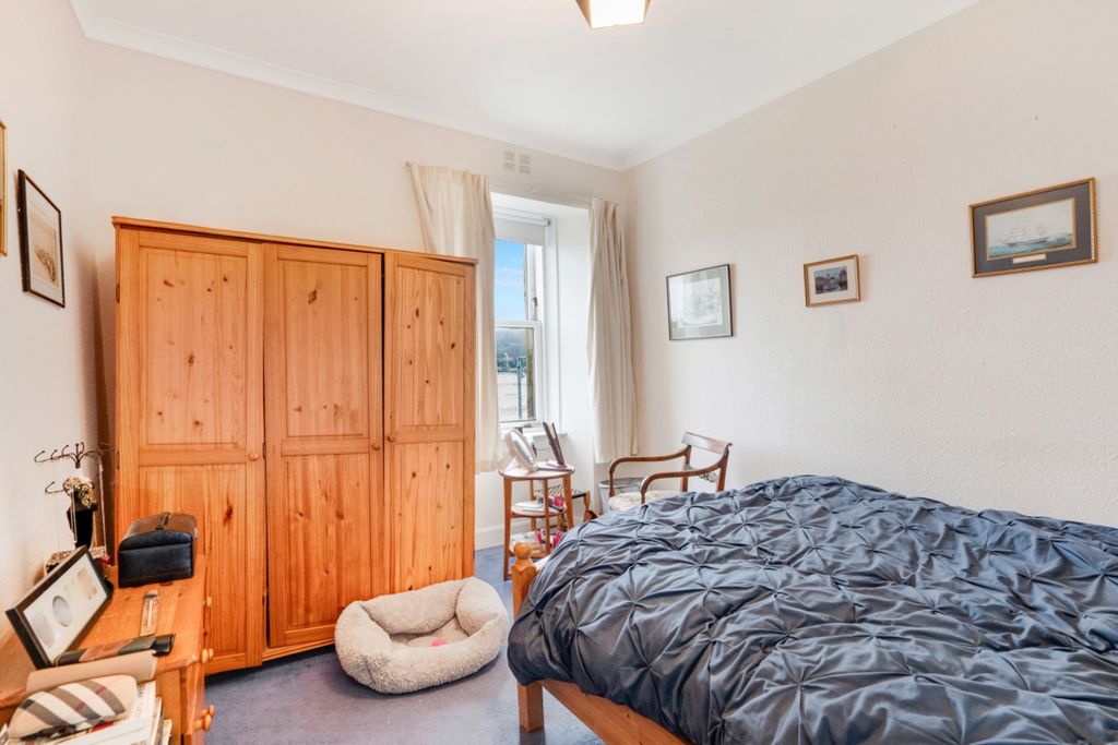 Additional image 13 of 3 bed flat for salePoltalloch Street, Lochgilphead PA31