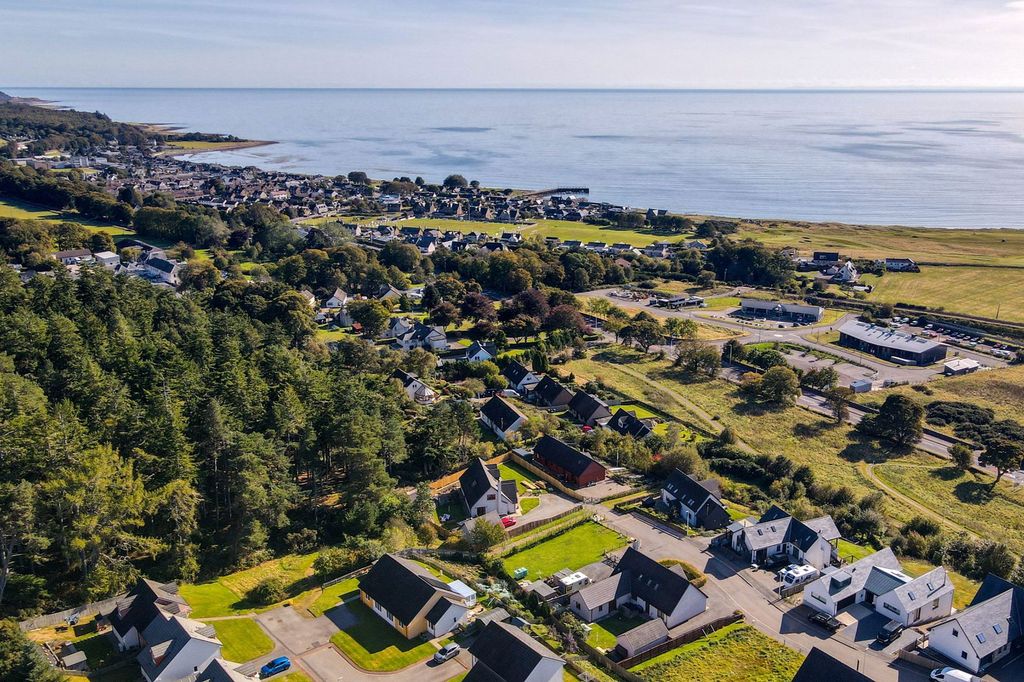 Land for salePlot 5, Tarbat View, Golspie, Sutherland KW10 photo 4