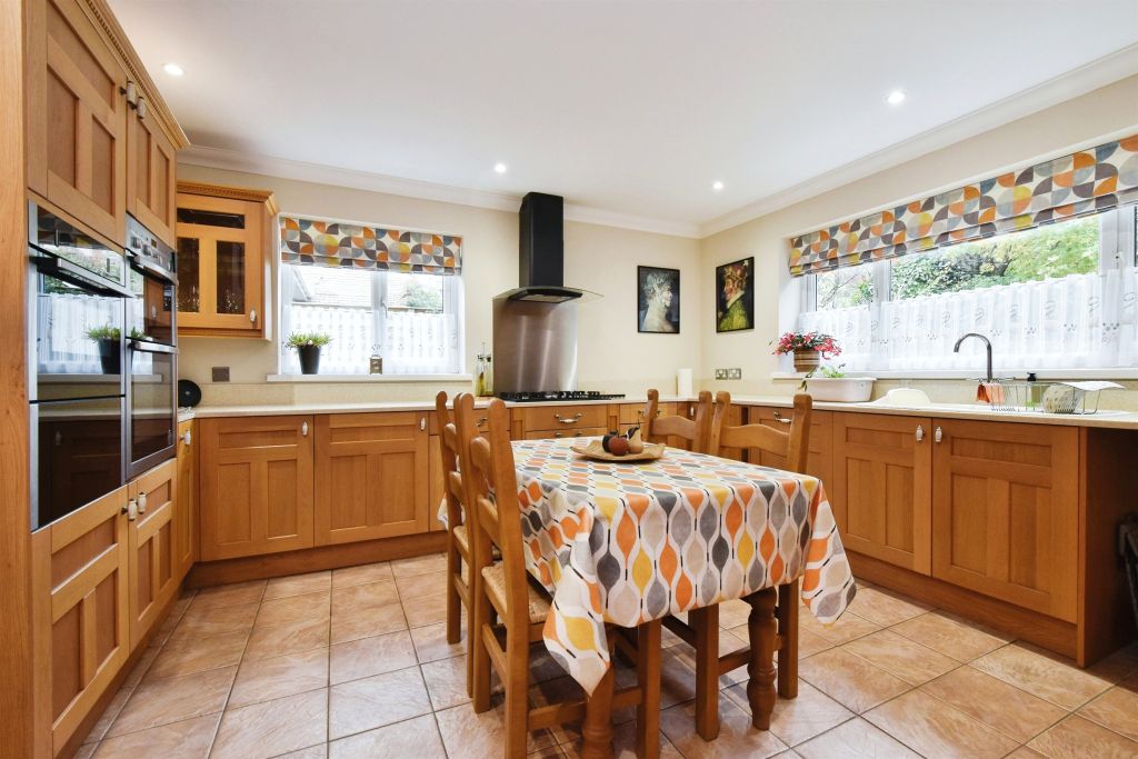 Additional image 9 of 4 bed detached house for saleGraig Place, Aberdare CF44