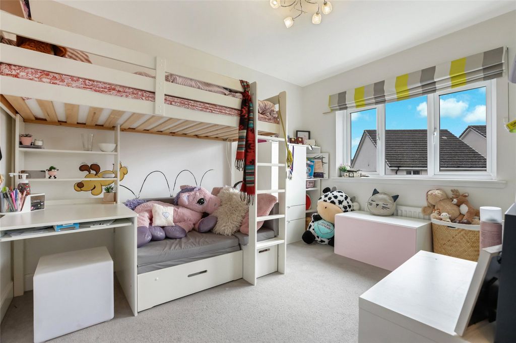 Additional image 15 of 4 bed detached house for saleBisset Place, Bathgate, West Lothian EH48