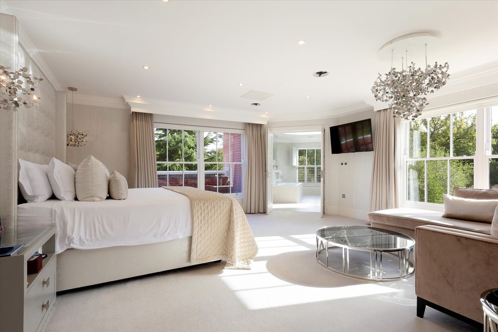 Additional image 14 of 6 bed detached house for saleKeepers Walk, Wentworth, Virginia Water, Surrey GU25