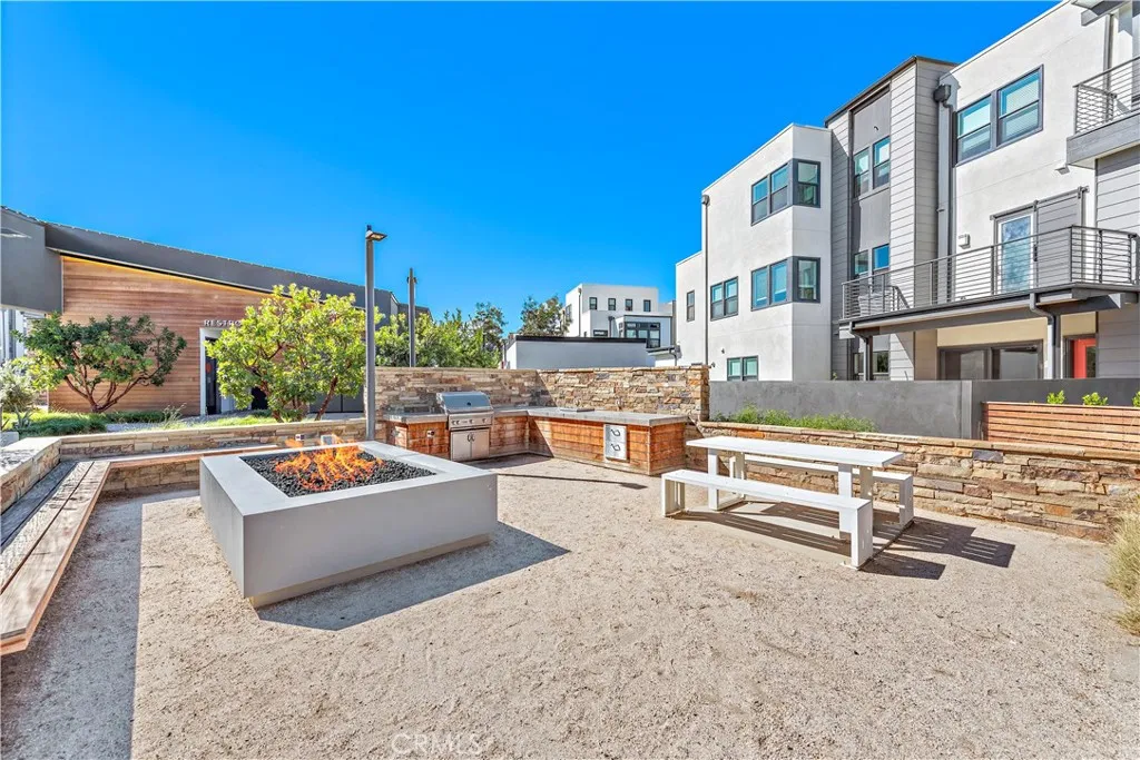 Additional image 24 of 116 Epic, Irvine, CA 92618
