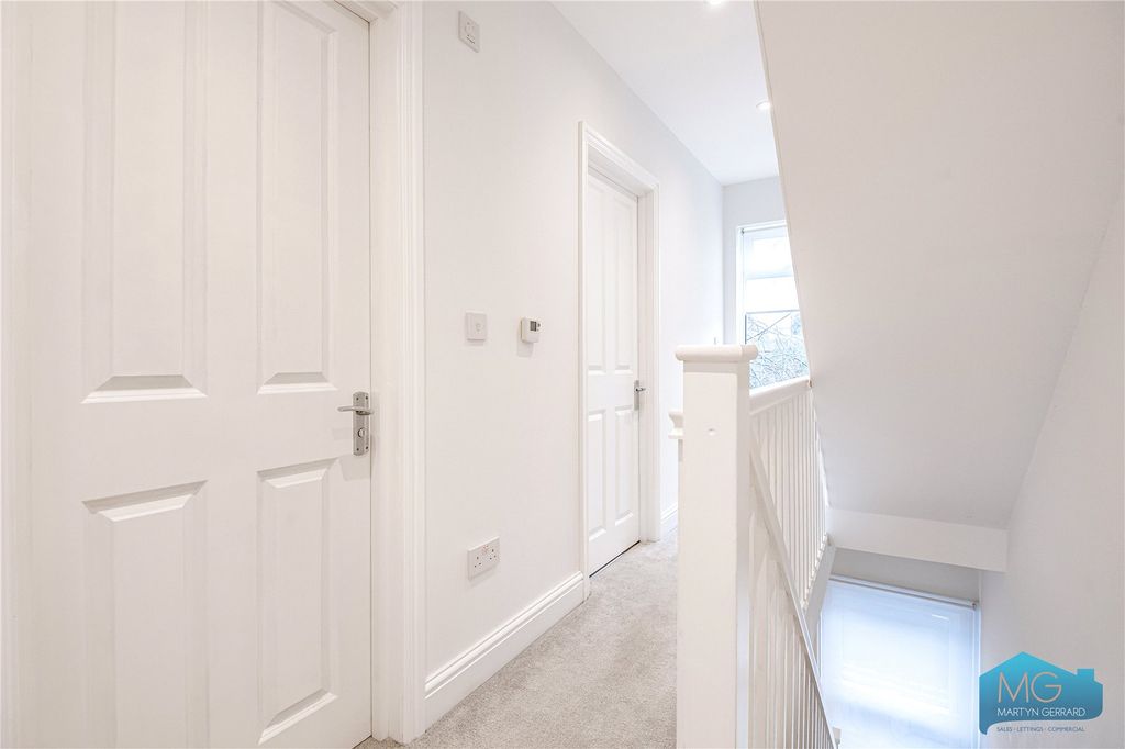 Additional image 11 of 3 bed end terrace house for saleWest End Lane, Barnet EN5