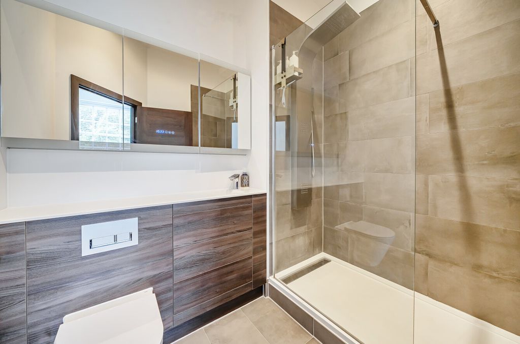 Additional image 11 of 2 bed maisonette for salePatricia Close, Wellesley, Aldershot, Hampshire GU11