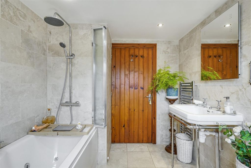 Additional image 7 of 3 bed bungalow for saleHome Farm Courtyard, Castle Donington DE74