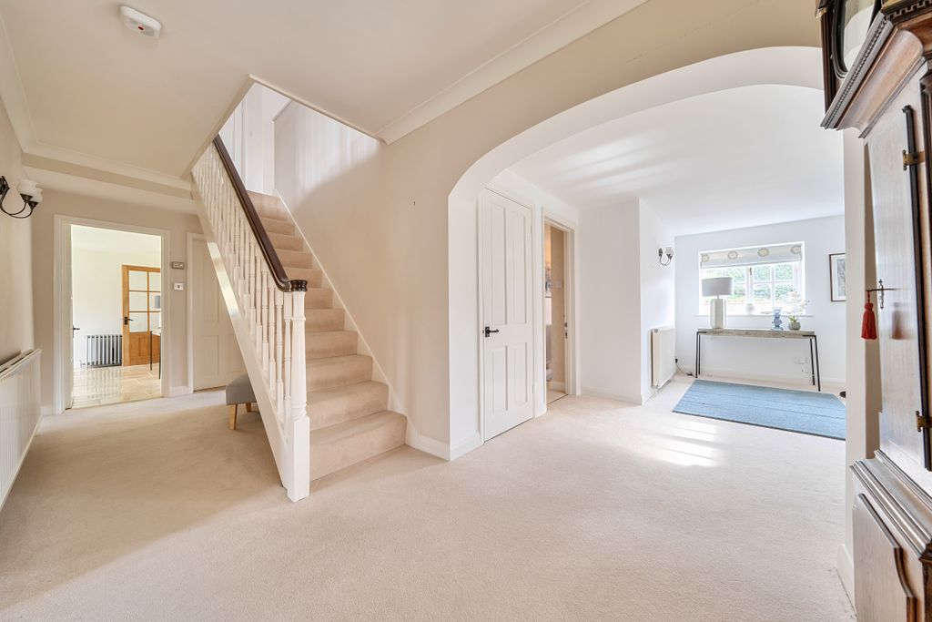 Additional image 7 of 5 bed detached house for saleChesham Road, Berkhamsted HP4
