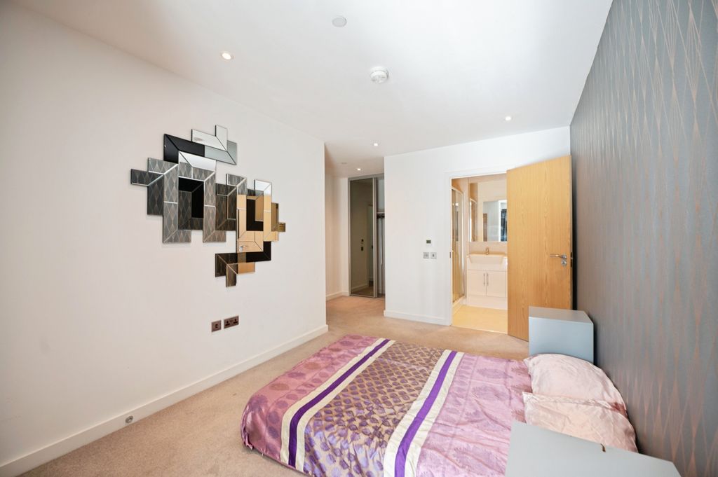 Additional image 12 of 2 bed flat for saleCambridge Road, Barking IG11