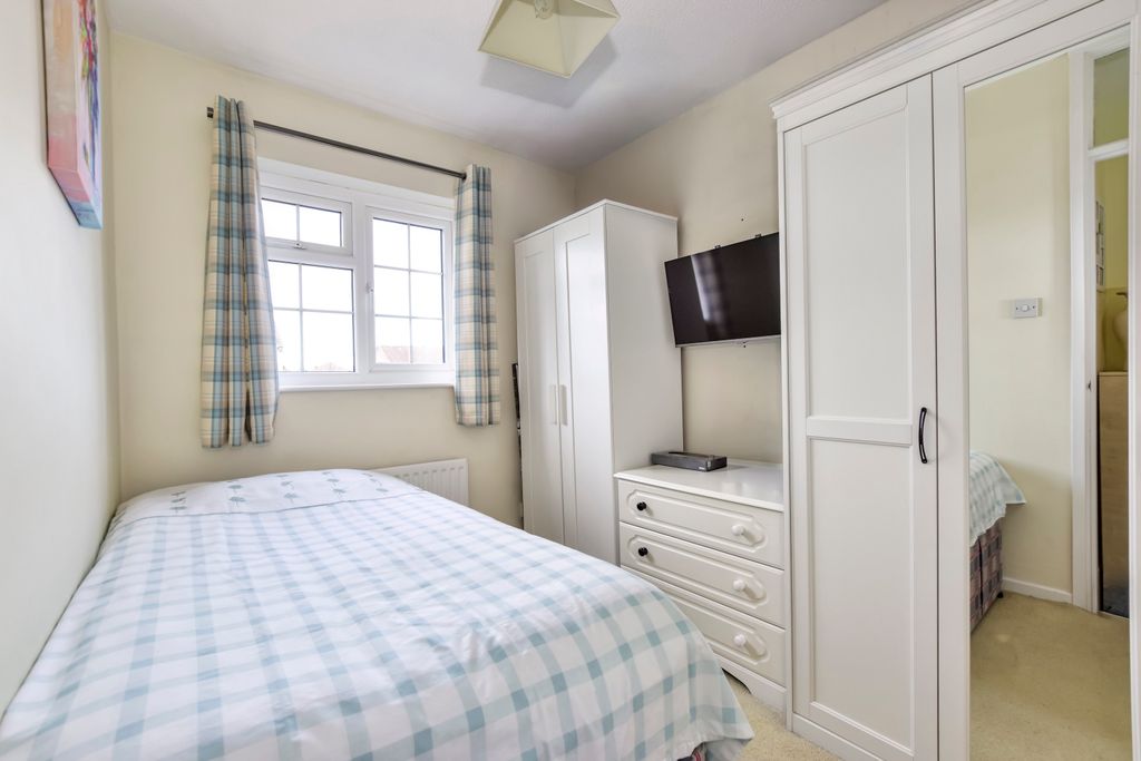 Additional image 14 of 4 bed semi-detached house for saleMargaret Close, Abbots Langley WD5