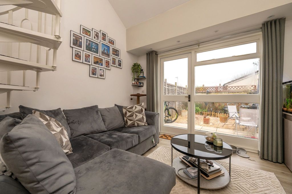 Additional image 8 of 1 bed terraced house for saleSmiths Way, Alcester B49