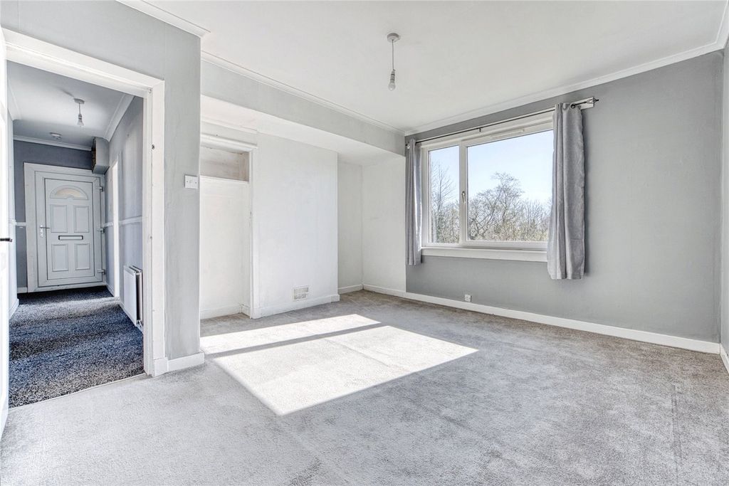 Additional image 3 of 2 bed flat for saleSilverhills, Rosneath, Helensburgh, Argyll And Bute G84