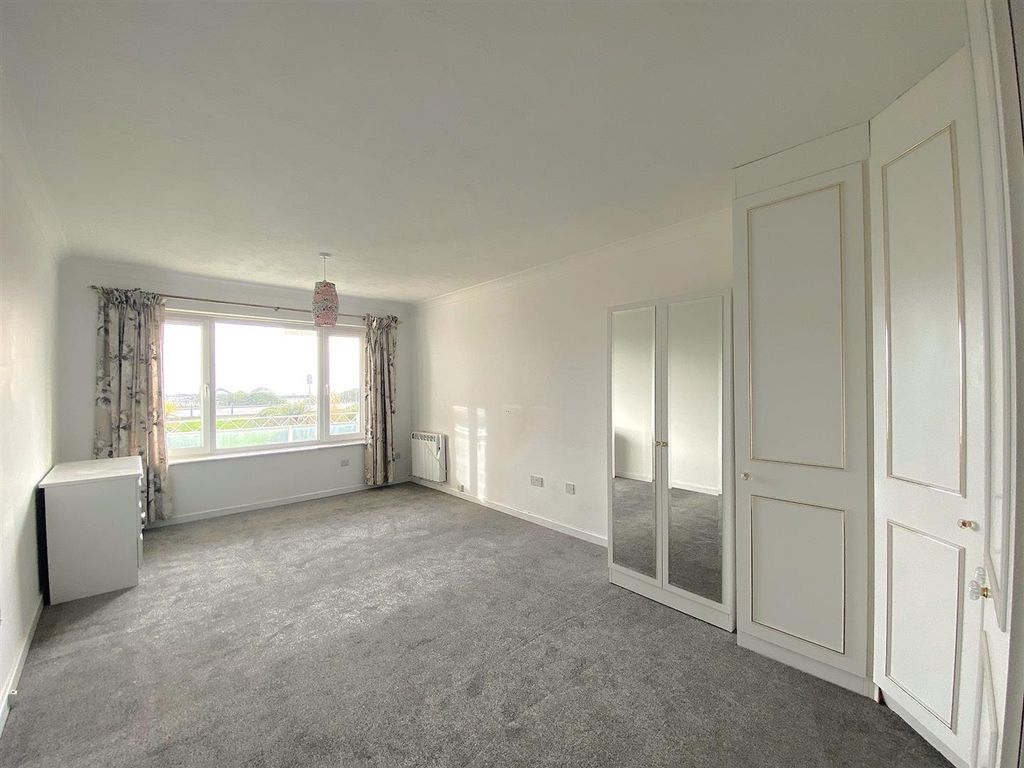 Additional image 13 of 2 bed flat for saleWest Parade, Bexhill-On-Sea TN39