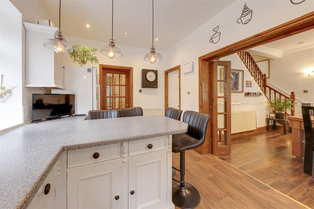 Additional image 14 of 5 bed semi-detached house for saleKimberley Street, Bacup, Rossendale OL13