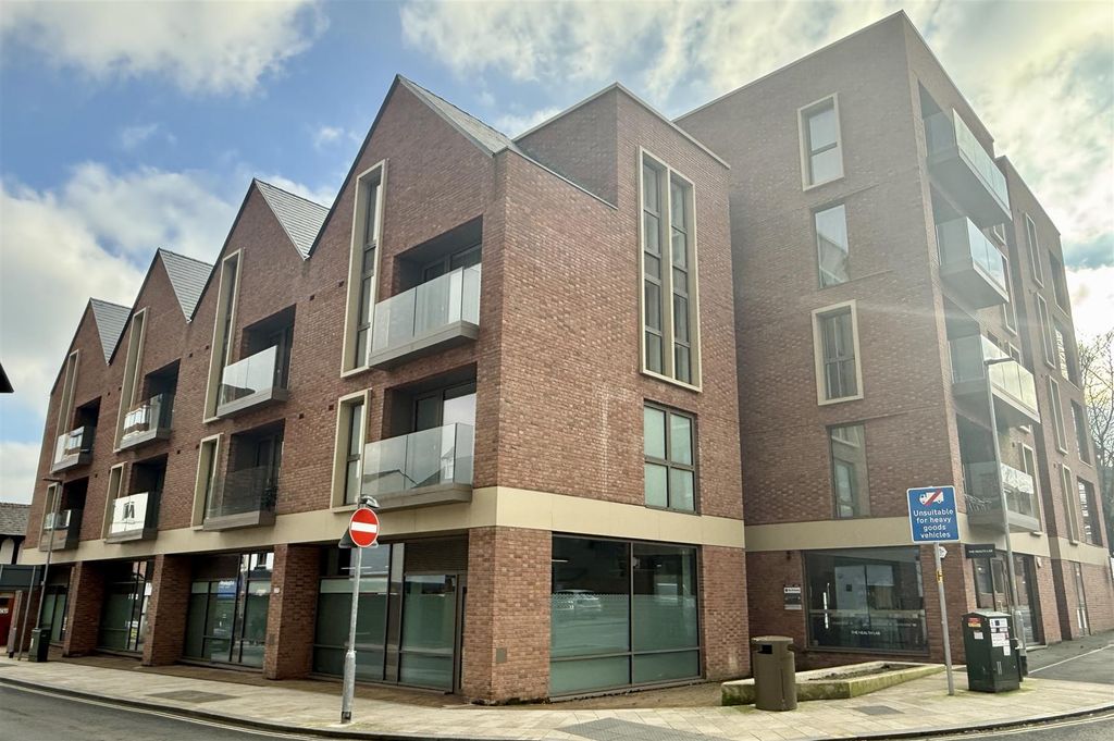 Additional image 4 of 3 bed flat for saleHope Square, Altrincham WA14