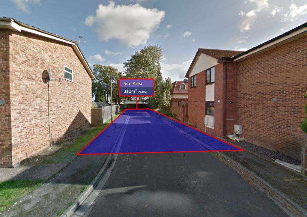 Land for saleLand /Plot Access @ Clyve Way, Staines-Upon-Thames, Middlesex TW18 photo 4