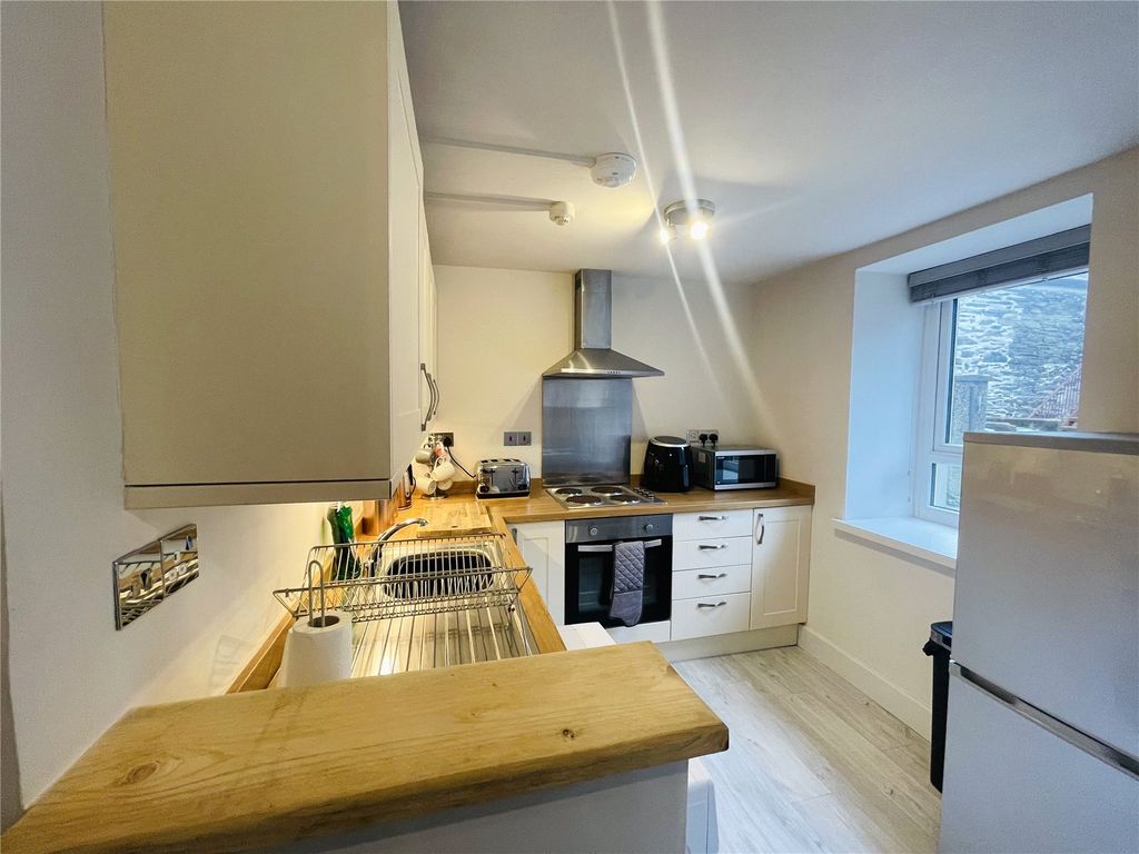Additional image 2 of 1 bed flat for saleChandlers Place, Porthmadog, Gwynedd LL49