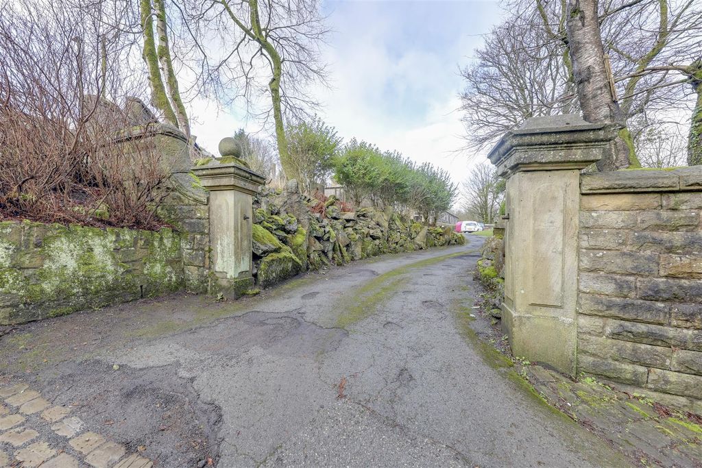 Additional image 6 of 4 bed property for saleBankside Lane, Bacup, Rossendale OL13