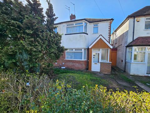 Lower White Road, Quinton B32
