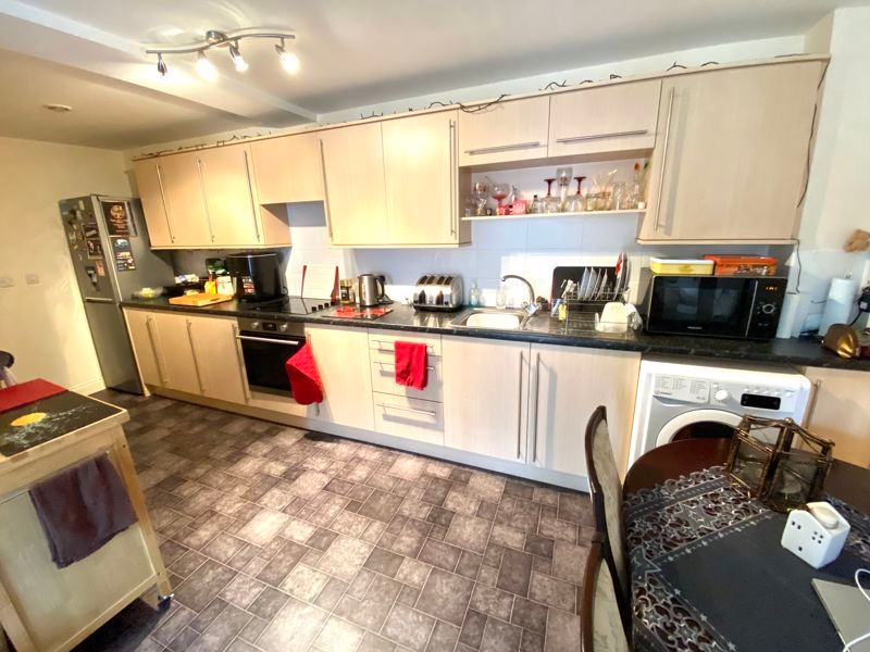Additional image 3 of 2 bed flat for saleBeechwood Road, Nuneaton CV10