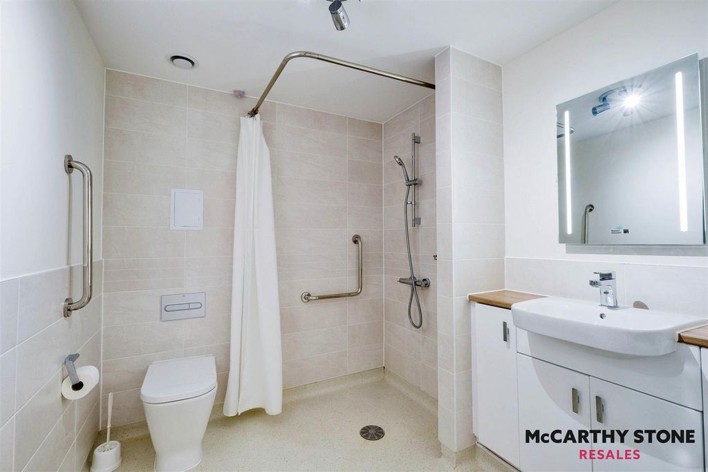 Additional image 16 of 1 bed flat for saleWayfarer Place, The Dean, Alresford SO24