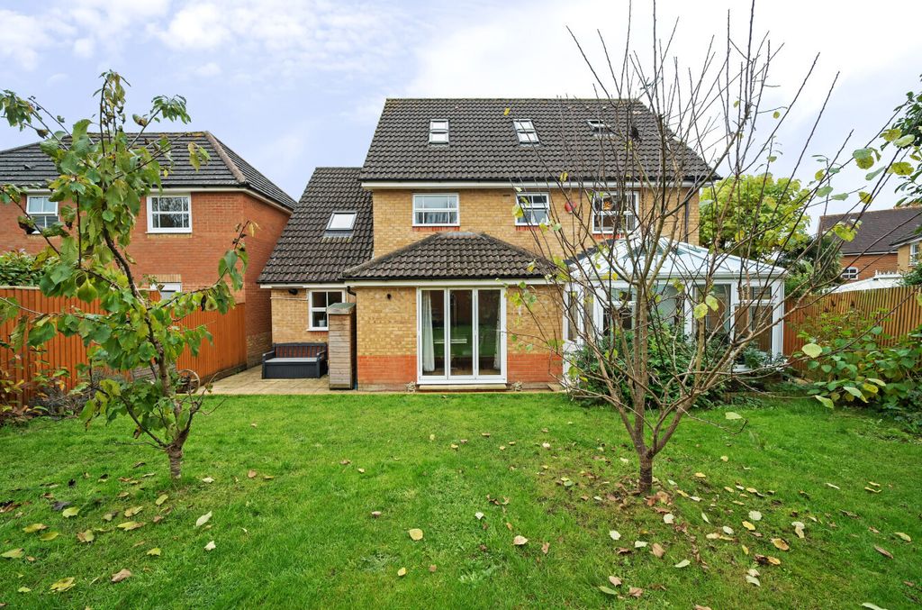 Additional image 19 of 5 bed detached house for saleArbery Way, Arborfield, Reading, Berkshire RG2