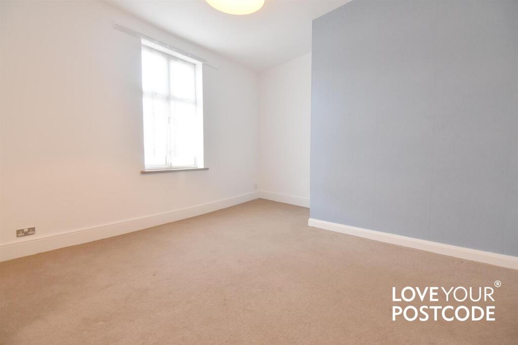 Barrs Street, Oldbury, B68 photo 4