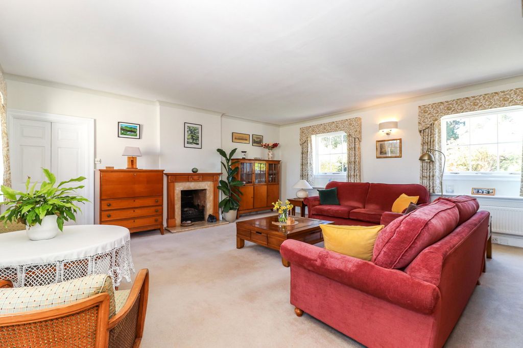 Additional image 7 of 2 bed flat for saleShardeloes, Missenden Road, Amersham HP7