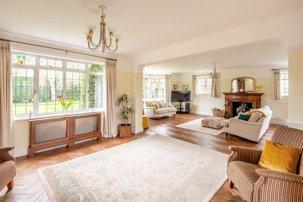 Additional image 8 of 6 bed detached house for saleNew Road, Weston Turville HP22