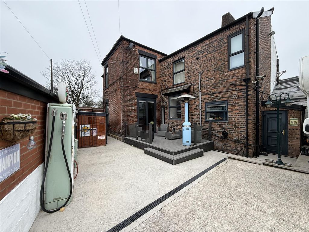 Additional image 2 of 3 bed end terrace house for saleTaunton Road, Ashton-Under-Lyne OL7