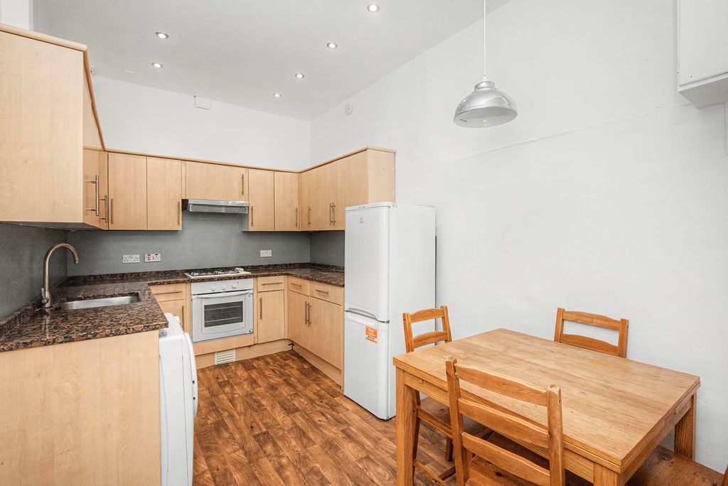 Additional image 5 of 3 bed flat for sale(2F2) 7 Cornwall Street, Edinburgh EH1