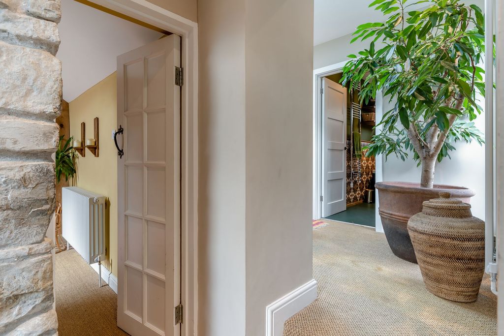 Additional image 15 of 4 bed semi-detached house for saleOld Village Road, Barry CF62