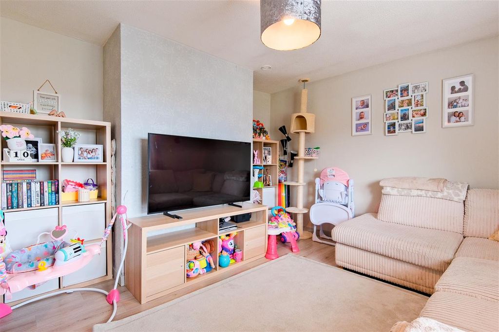 Additional image 6 of 3 bed flat for saleDalriada Crescent, Motherwell ML1