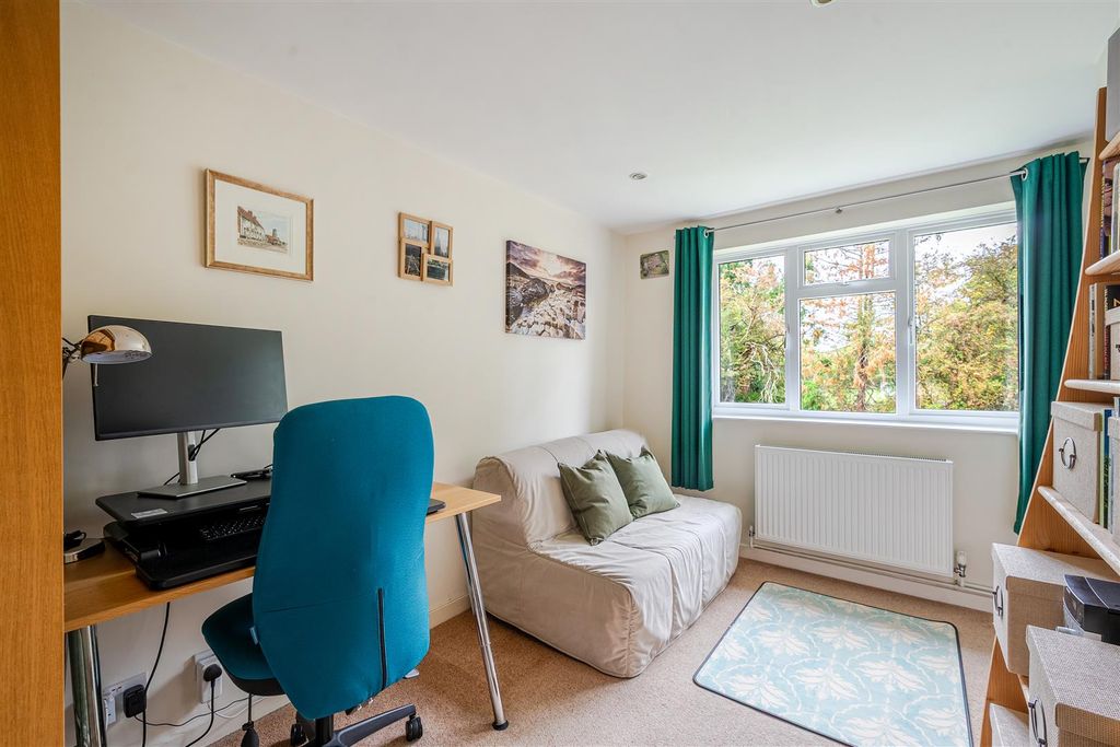 Additional image 8 of 2 bed maisonette for saleMoat Court, Ashtead KT21