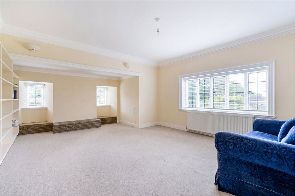 Additional image 4 of 4 bed flat for saleRowley Lane, Barnet EN5