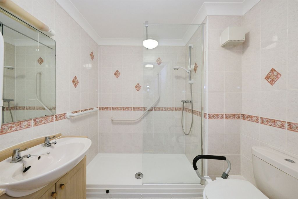 Additional image 16 of 1 bed flat for saleKedleston Close, Belper DE56