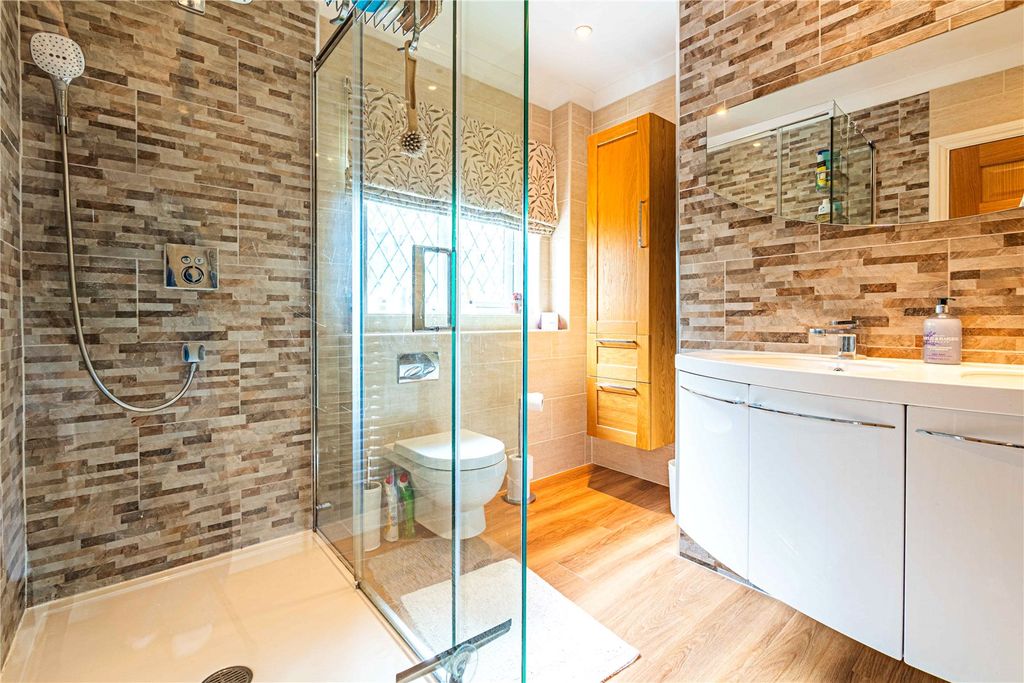Additional image 16 of 5 bed detached house for saleThe Beech, Gravel Path, Berkhamsted, Hertfordshire HP4