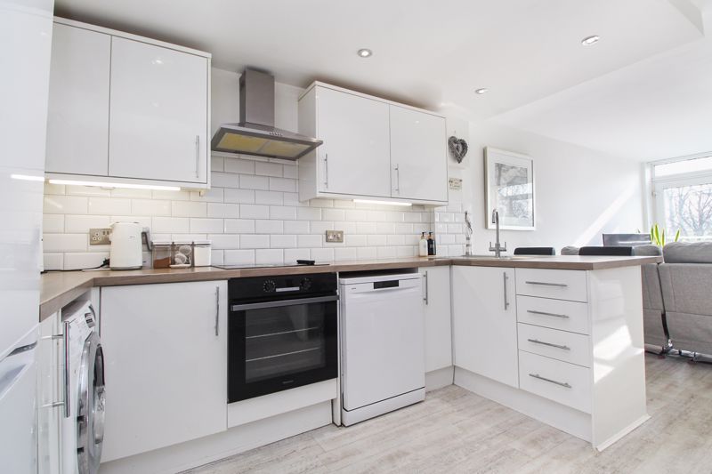 Additional image 2 of 2 bed flat for saleThe Embankment, Bedford MK40
