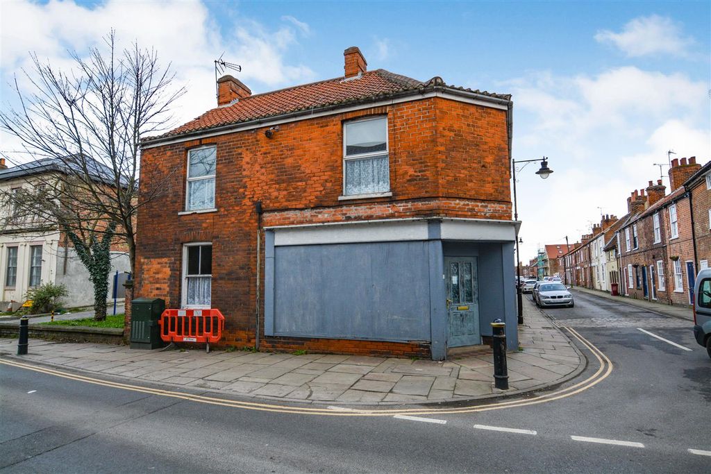 Additional image 18 of 3 bed detached house for saleFleetgate, Barton-Upon-Humber DN18