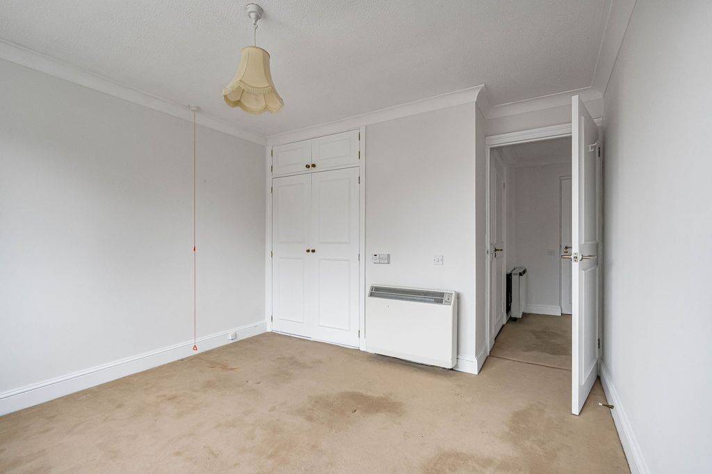 Additional image 9 of 2 bed property for saleGreville Park Road, Ashtead KT21