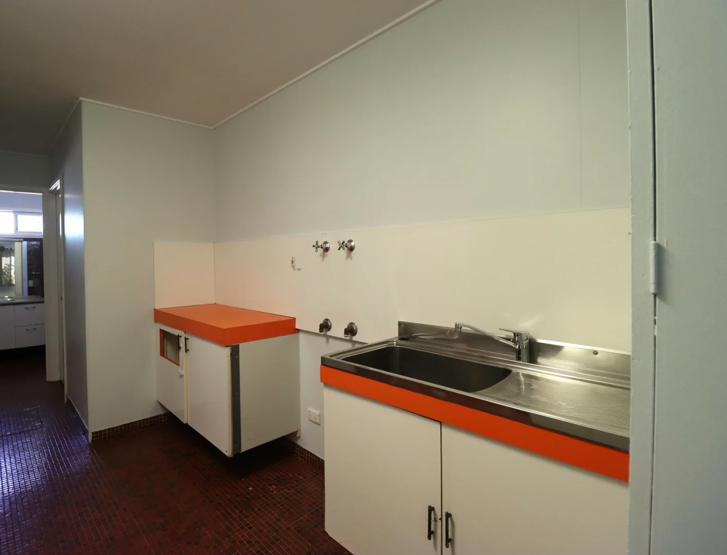 Additional image 5 of Unit 1/63 Sunset Dr, Mount Isa QLD 4825