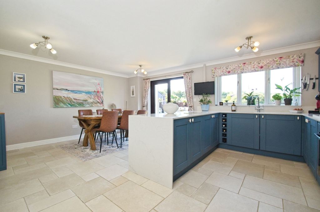 Additional image 6 of 4 bed detached house for saleThe Hawthorns, Newport NP18