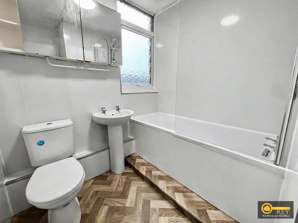 Additional image 8 of 2 bed flat for saleThe Nook, Attleborough, Nuneaton CV11