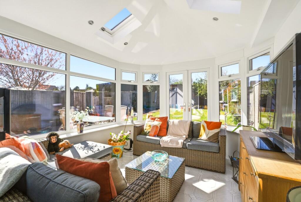 Additional image 9 of Mayflower Road, Park Street, St. Albans, Hertfordshire, AL2