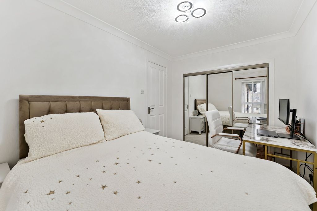 Additional image 22 of 2 bed flat for saleBallagan Place, Milngavie G62