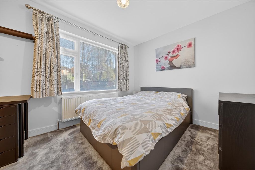 Additional image 16 of 4 bed detached house for saleLynwood Mount, Wortley, Leeds LS12
