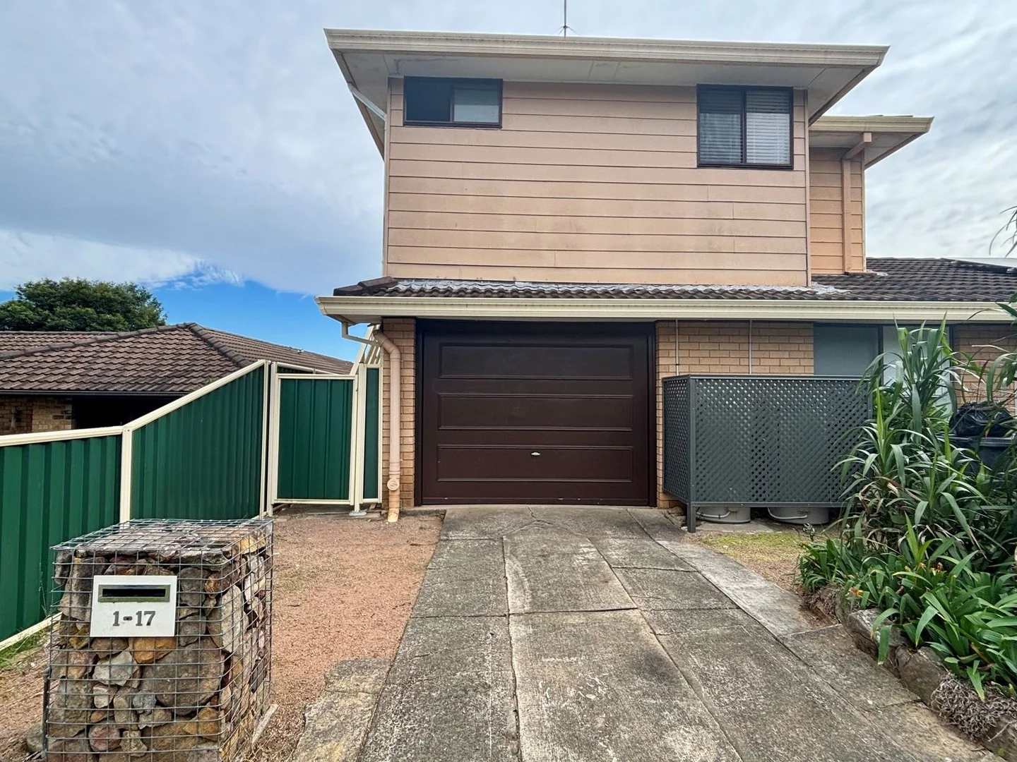 1/17 Jarrah Avenue, Bradbury NSW 2560