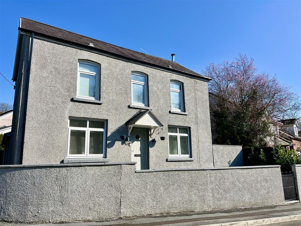 Additional image 19 of 3 bed detached house for saleCwmfferws Road, Tycroes, Ammanford SA18