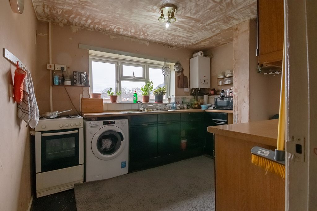 Additional image 11 of 2 bed flat for saleGreat Bridge Road, Bilston WV14