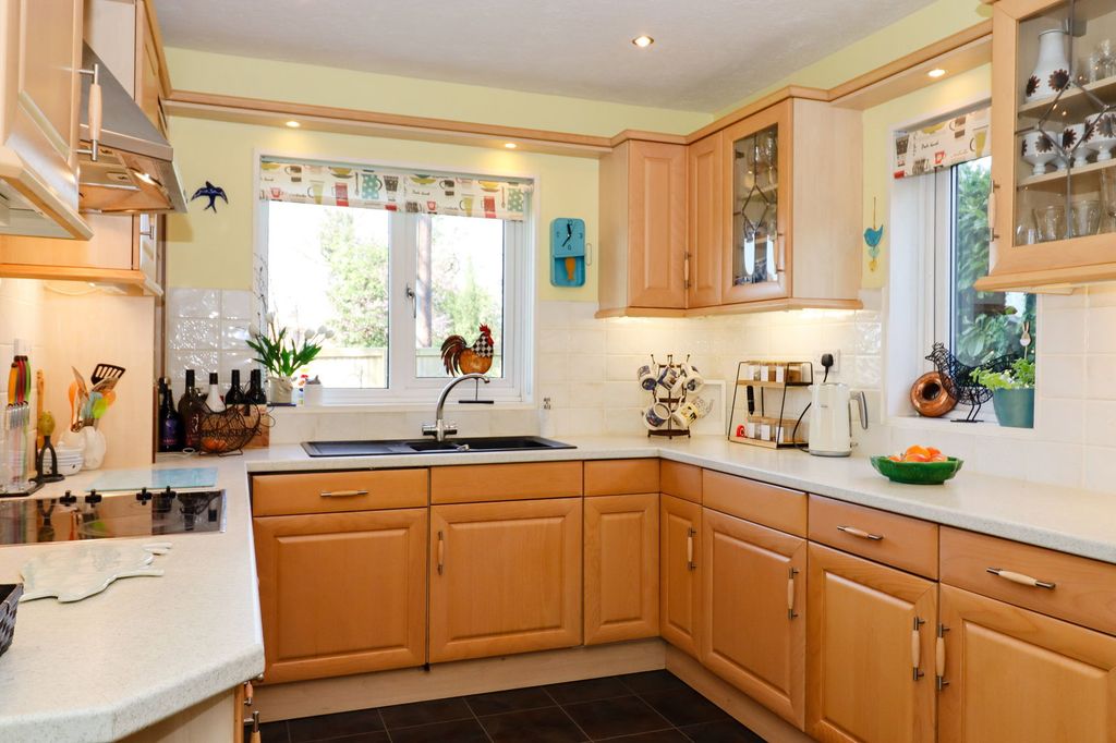 Additional image 9 of 4 bed detached house for saleFair View, Alresford SO24